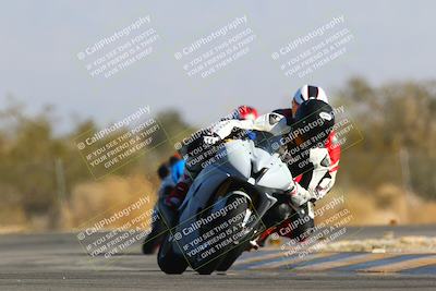 media/Jan-14-2024-SoCal Trackdays (Sun) [[2e55ec21a6]]/Turn 2 (1025am)/